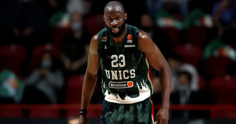 Ο Τόνι Τζεκίρι σε παλιότερο πέρασμα του απο την Ούνικς Καζάν