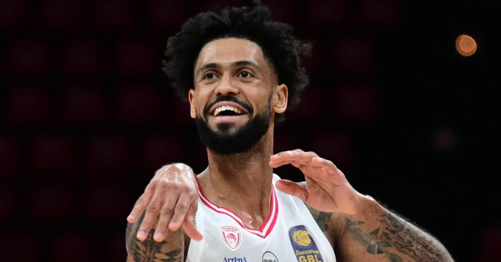 Τάιλερ Ντόρσεϊ καλάθι,