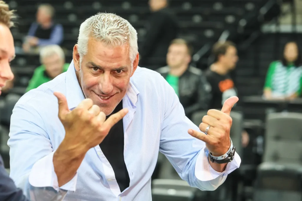 Τζο Αρλάουκας