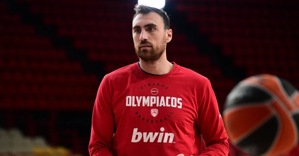 Μιλουτίνοφ