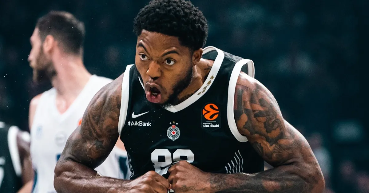 Ο Ταϊρίκ Τζόουνς στον Ολυμπιακό.