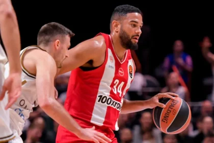 Ο Κόρι Τζόσεφ του Ολυμπιακού σε φάση της euroleague