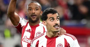 Ολυμπιακός: Η τακτική αυτοκτονία που έφερε την καταστροφή και το τεράστιο λάθος του Μεντιλίμπαρ