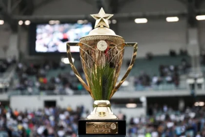 Το τρόπαιο της Super League