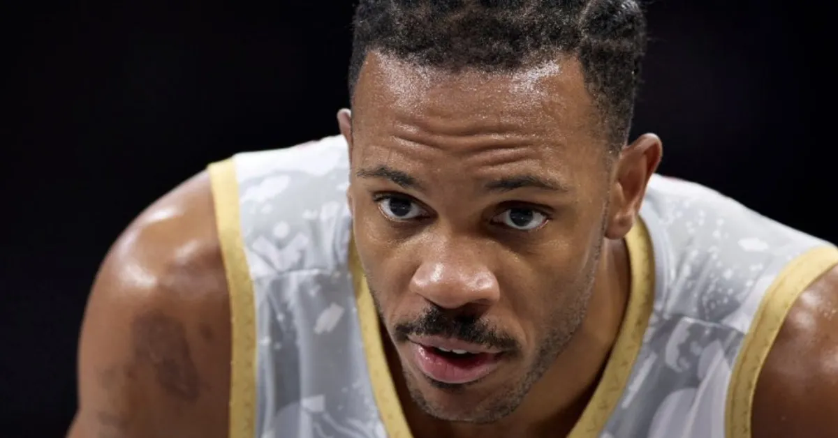 Ο Τζάρον Μπλόσομγκεϊμ με τη φανέλα της Μονακό σε στιγμιότυπο της EuroLeague