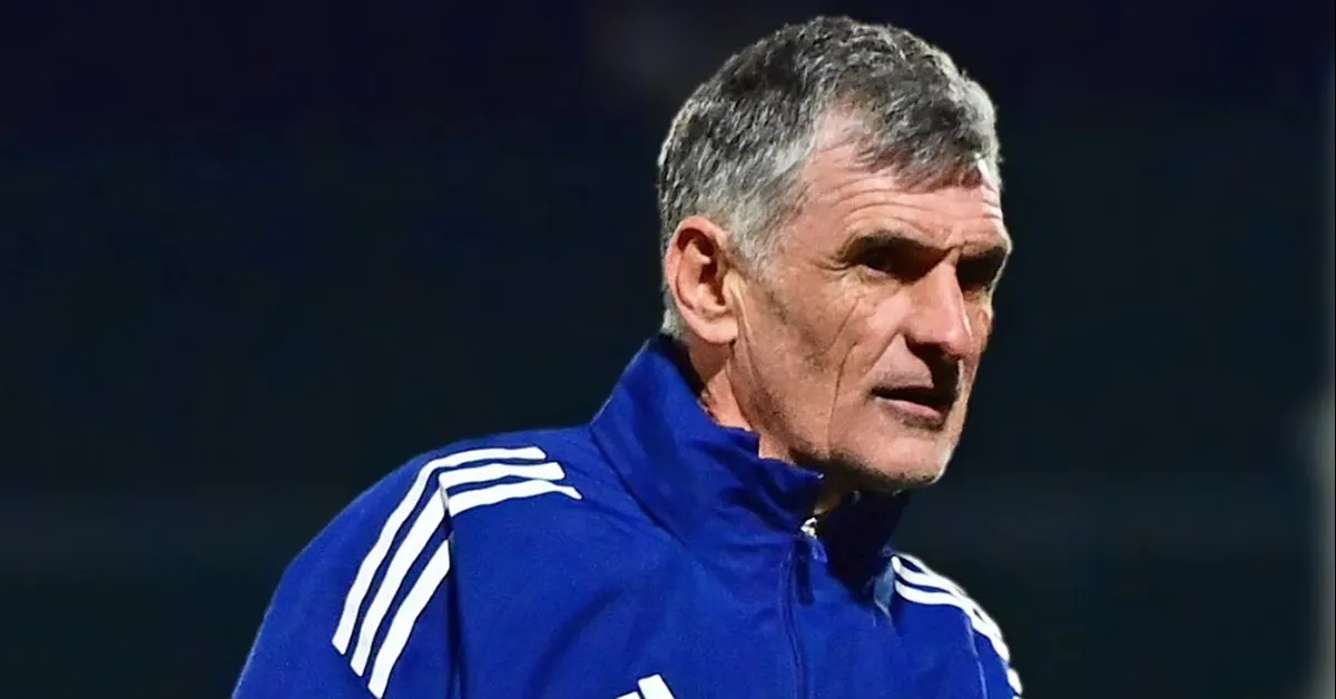 Ο Χοσέ Λουίς Μεντιλίμπαρ σκέπτεται τις επιλογές του για την ενδεκάδα του Ολυμπιακού