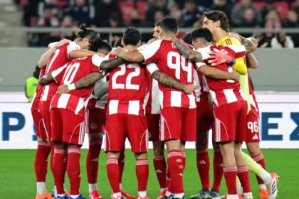 Μια βραδιά που οι Ερυθρόλευκοι θέλουν να ξεχάσουν αλλά οφείλουν να αναλύσουν