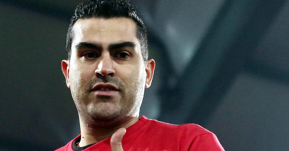 Ο Νέρι Καστίγιο στο Γεώργιος Καραϊσκάκης σε παλιότερο αγώνα του Ολυμπιακού