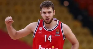 Η επόμενη μέρα στο Κάουνας: Πώς η απουσία του Βεζένκοφ αλλάζει τα πλάνα του Ολυμπιακού κόντρα στη Ζαλγκίρις