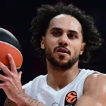 Ο Σέιν Λάρκιν σε παλαιότερη αναμέτρηση της EuroLeague.
