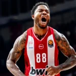 tyrique jones olympiacos