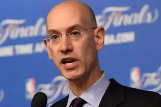 Άνταμ Σίλβερ