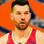 alek peters mikrolimano kouzina