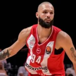 Αδιανόητη εμφάνιση από τον Εβάν Φουρνιέ