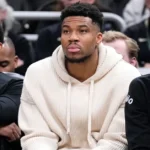 giannis antetokounmpo bucks apogoiteysi 1