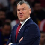 jasikevicius stranded dubai flights canceled fenerbahce