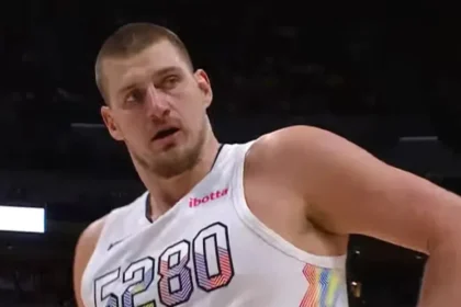 Ο Σέρβος αστέρας του NBA, Νίκολα Γιόκιτς, μιλάει με θαυμασμό για τον Ολυμπιακό και τον φίλο του Νίκολα Μιλουτίνοφ