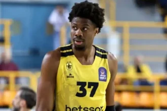 Κώστας Αντετοκούνμπο: Το ηχηρό «καρφί» για τους «αιώνιους» και η αναγέννηση στον Άρη