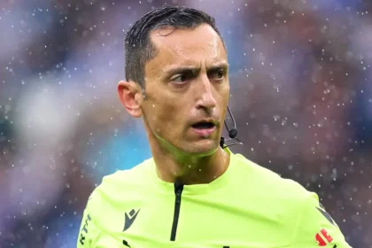 Ο Ισπανός διαιτητής Χοσέ Μαρία Σάντσεθ Μαρτίνεθ σε αγώνα