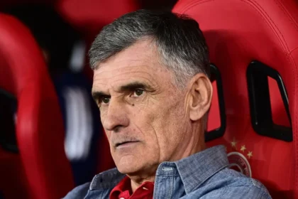 Ολυμπιακός Χοσέ Λουίς Μεντιλίμπαρ