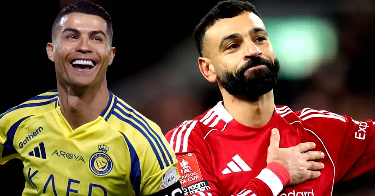 Ο Μοχάμεντ Σαλάχ χαιρετάει τους οπαδούς της Λίβερπουλ στο Άνφιλντ με συγκίνηση.