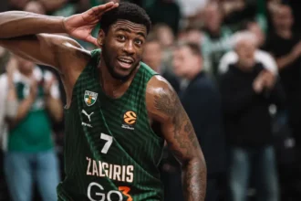 Μοουζες Ραιτ