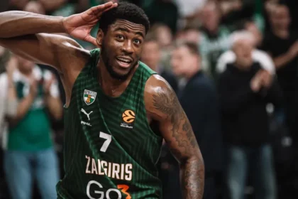 Μοουζες Ραιτ