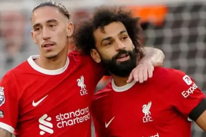 Μοχάμεντ Σαλάχ και Κώστας Τσιμίκας