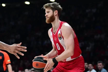 Τόμας Γουόκαπ - Τομας Γουοκαπ