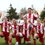 olympiacos gynaikes podosfairo nikitries 11 0