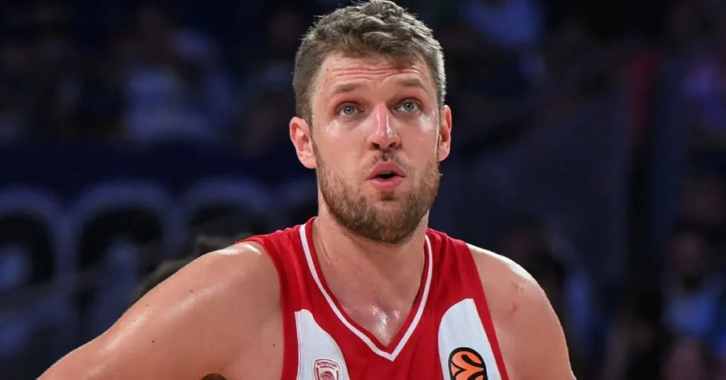 Σάσα Βεζένκοφ