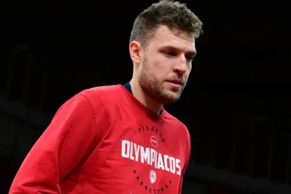 Σάσα Βεζένκοφ