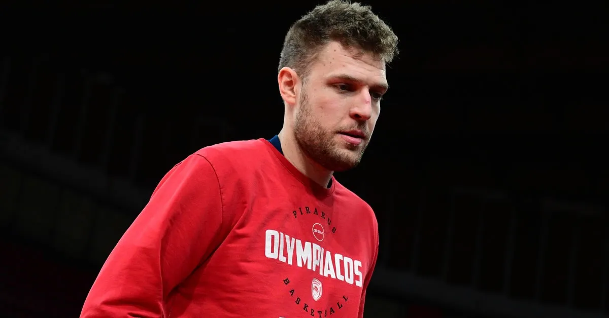 Σάσα Βεζένκοφ