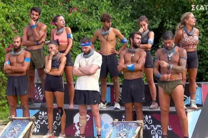 Στίβος μάχης στο Survivor: Η αναμέτρηση ανάμεσα στους Επαρχιώτες (Μπλε) και τους Αθηναίους (Κόκκινους) για την πρώτη ασυλία.