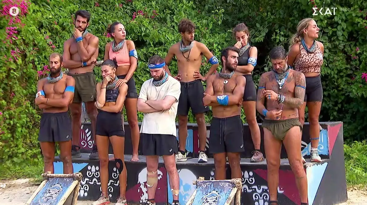 Στίβος μάχης στο Survivor: Η αναμέτρηση ανάμεσα στους Επαρχιώτες (Μπλε) και τους Αθηναίους (Κόκκινους) για την πρώτη ασυλία.