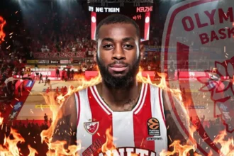 Ο Κόντι Μίλερ-ΜακΙντάιρ σε δράση οργανώνοντας το παιχνίδι, την ώρα που κορυφαία ιταλικά δημοσιεύματα τον στέλνουν με πολυετές συμβόλαιο στον Ολυμπιακό.