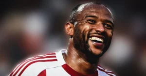 Ολυμπιακός: Η “ανομβρία” στην επίθεση με Ελ Κααμπί – Το ξέσπασμα του Μεντιλίμπαρ