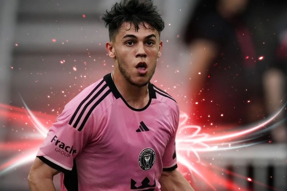 Ο Νόα Άλεν σε δράση με τη φανέλα της Ίντερ Μαϊάμι, ο οποίος αποτελεί τον νέο μεταγραφικό στόχο του Ολυμπιακού για το αριστερό άκρο της άμυνας.