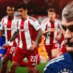 Ο Χοσέ Λουίς Μεντιλίμπαρ παρακολουθεί τους παίκτες του Ολυμπιακού σε αγώνα πριν το μεγάλο ντέρμπι της Super League απέναντι στον Παναθηναϊκό στη Λεωφόρο.