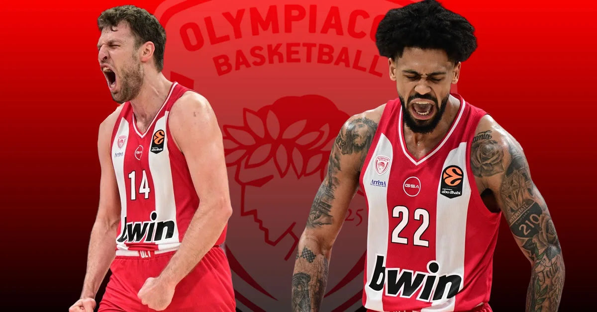 Ο Τάιλερ Ντόρσεϊ και ο Σάσα Βεζένκοφ του Ολυμπιακού πανηγυρίζουν στο ΣΕΦ μετά τη μεγάλη νίκη επί της Ρεάλ Μαδρίτης στην Euroleague.