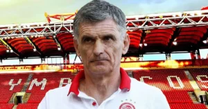 Ολυμπιακός: Το «σχέδιο-ασφυξία» του Μεντιλίμπαρ – Η τετράδα-φωτιά και η κίνηση που «μπλοκάρει» την ΑΕΚ