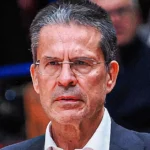Ο Πέδρο Μαρτίνεθ της Βαλένθια απαντά με σοβαρότητα στις υπερφίαλες δηλώσεις του Εργκίν Αταμάν μετά τη νίκη της ισπανικής ομάδας στην Euroleague.