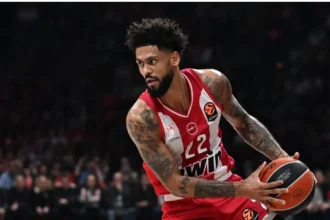 Ο Τάιλερ Ντόρσεϊ με άψογο στυλ στο ιστορικό του ρεκόρ σε πόντους και αξιολόγηση στον αγώνα του Ολυμπιακού με τη Ρεάλ Μαδρίτης στο ΣΕΦ.