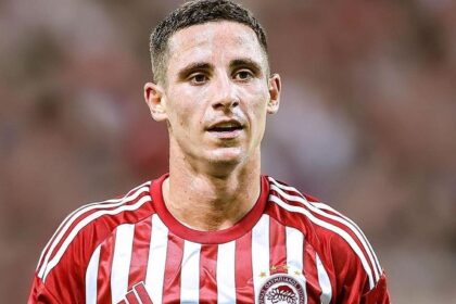 daniel podence olympiacos paok