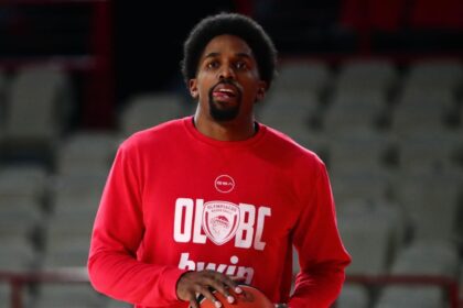olympiacos paixtes koryfaios coach euroleague