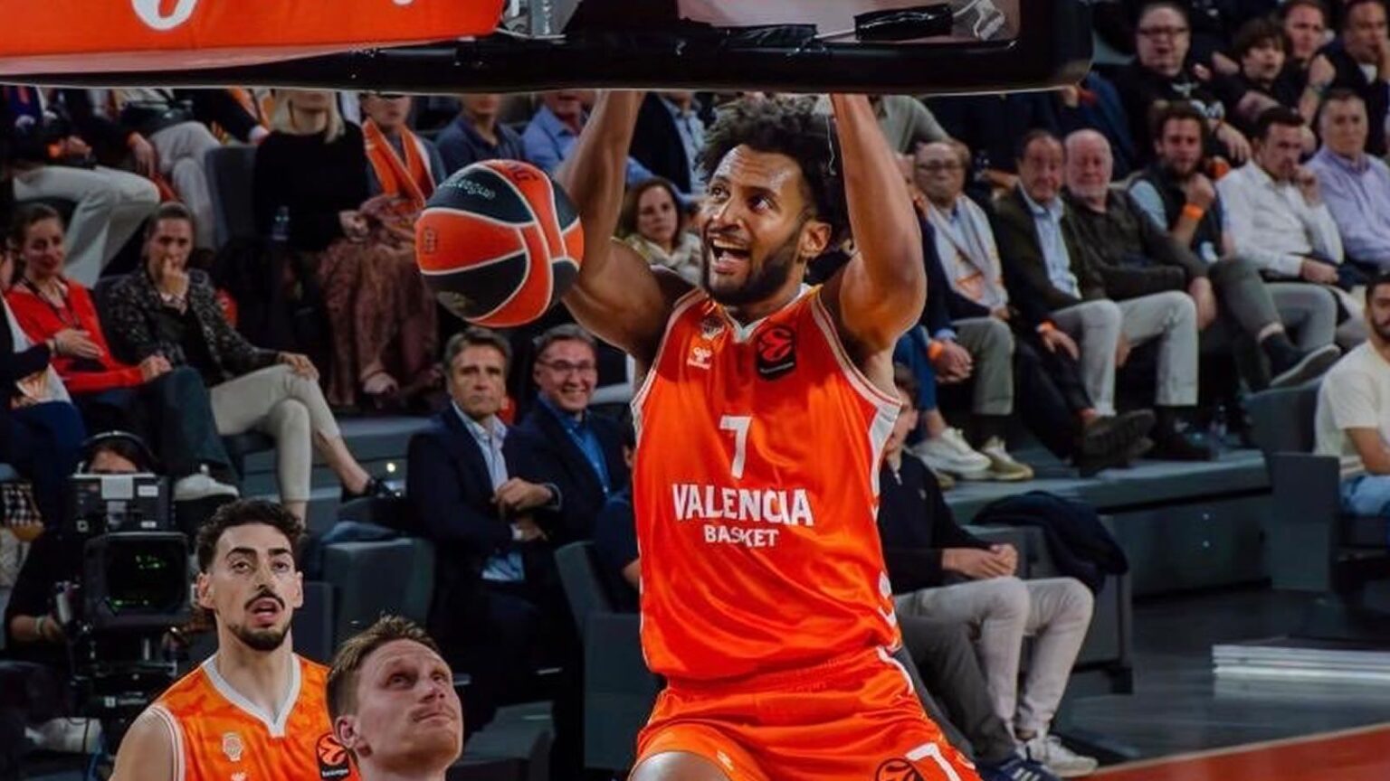 panathinaikos valencia game 5 braxton key traumatismos