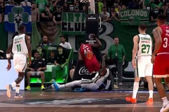 hayes davis panathinaikos olympiakos game 2