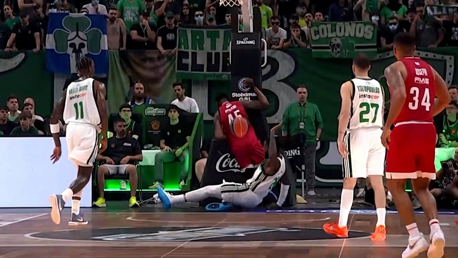 hayes davis panathinaikos olympiakos game 2
