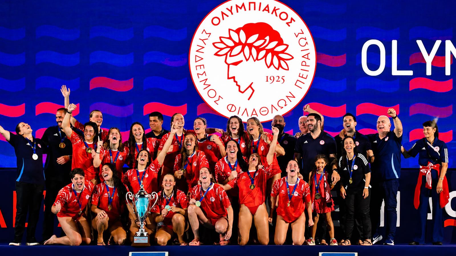 thyra 7 olympiacos polo women champions league