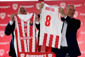 jean montero olympiacos announcement